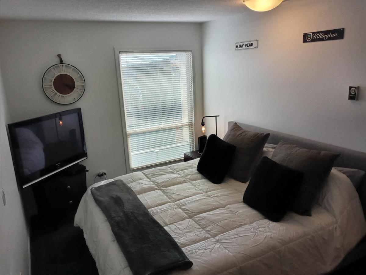 Village Center 2 Bedroom Condo Big White Exterior foto
